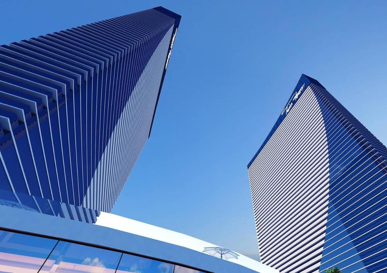 Seaside Resort In New Orbi Twins Batumi Bagian luar foto
